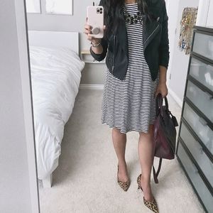 Gray and white Striped Swing Dress w/ long sleeves Old Navy Women's size S tall